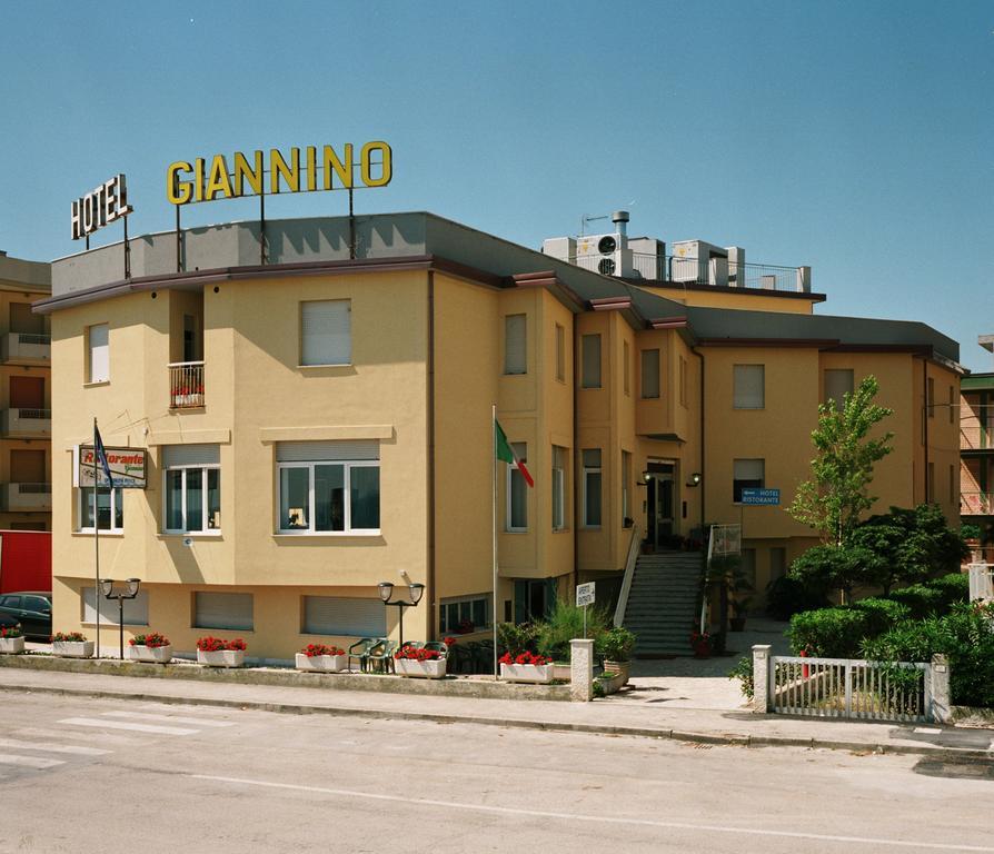 Hotel Giannino Porto Recanati Εξωτερικό φωτογραφία